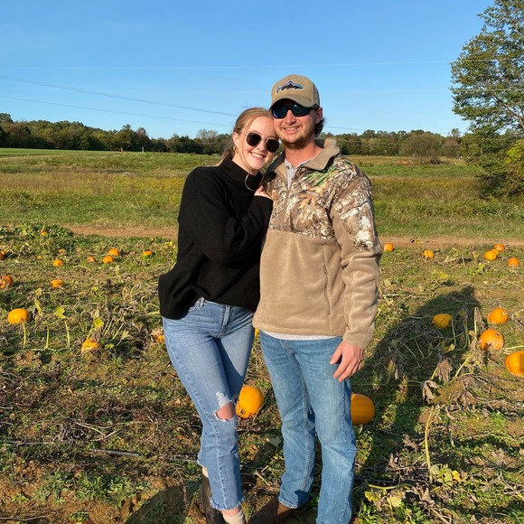 Poshmark profile picture for @revels